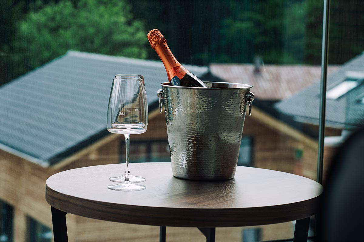 Prosecco Chalet Honeymoon